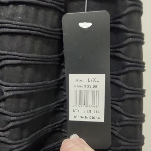 NWT Victoria collection honeycomb scrunch butt yoga pants size L/XL - Picture 3 of 4